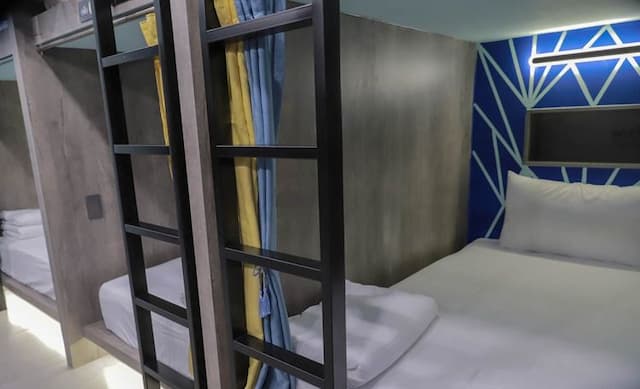 澎湖玩聚Biker背包民宿-藍色八人房 202 (單人床位)-2