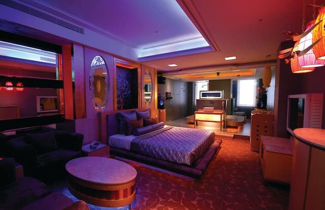 印石時尚旅館-水晶石套房-1