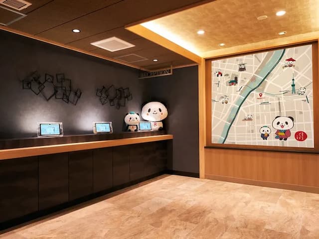 ロビーにてセルフチェックイン