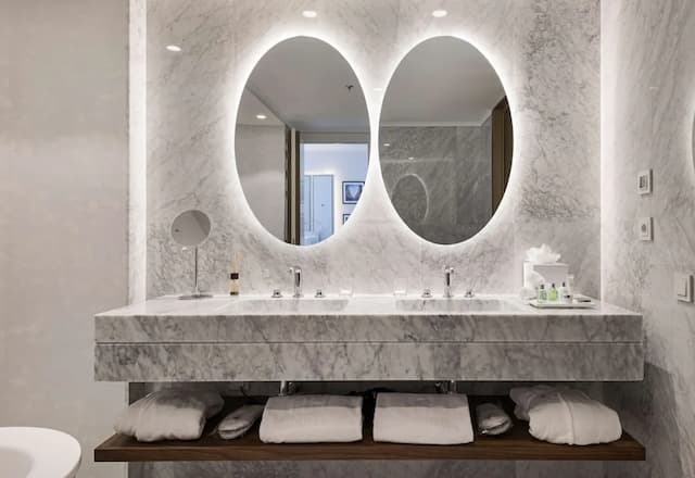 NH Collection Madrid Eurobuilding-尊荣客房, 露台 (View, Extra Bed 2 adults + 1 child)-4