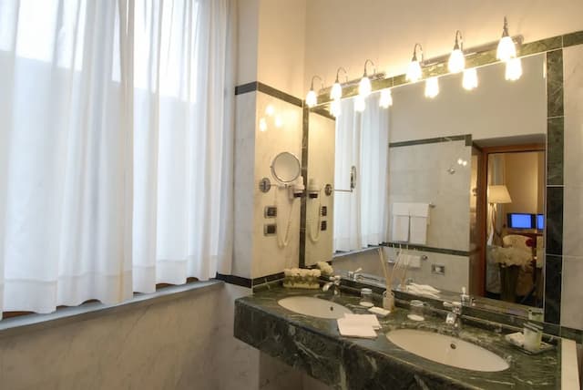 Hotel degli Orafi-Junior Suite-4