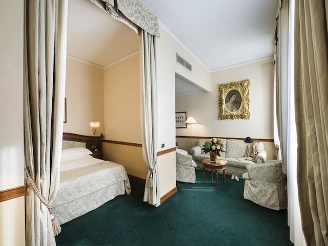 Hotel degli Orafi-Junior Suite-1