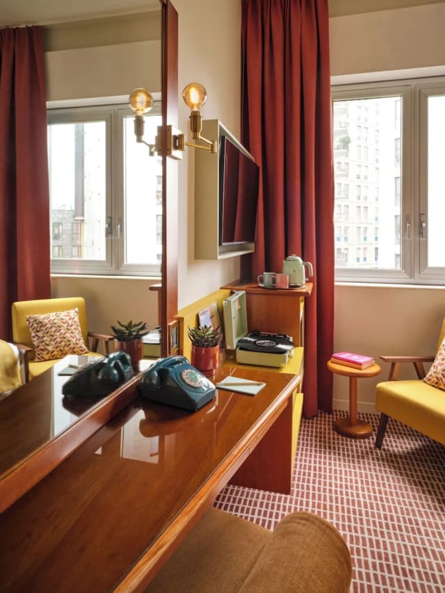 맥스 브라운 호텔 미소리, 서클 컬렉션의 일부-룸-8