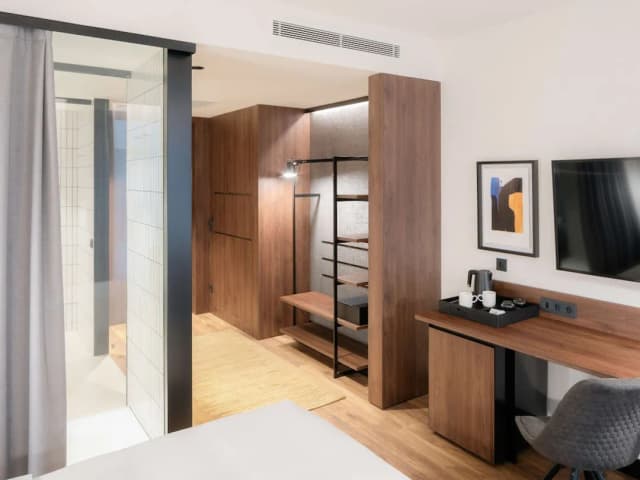 래디슨 블루 1882 호텔, 바르셀로나 사그라다 파밀리아-스탠다드룸 (Interior Facing)-6