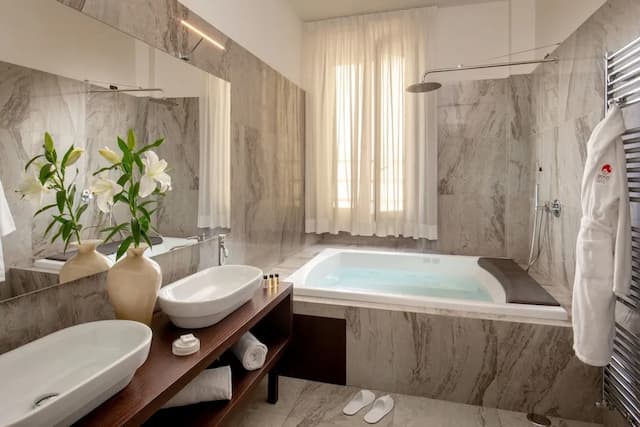 Monti Palace Hotel-Studio Suite, Terrace-12