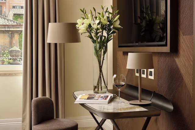 FH55 Grand Hotel Palatino-Family Room, City View (Deluxe)-3