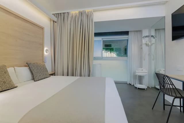 Casa Lit Barcelona-Interior Double room-4