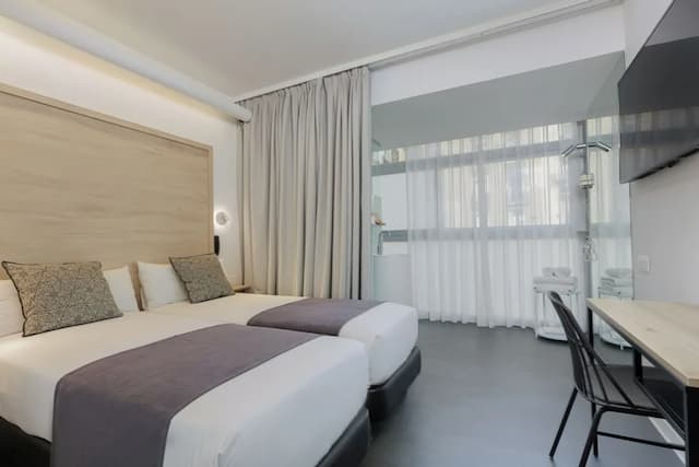 Casa Lit Barcelona-Standard Double Room Single Use-5