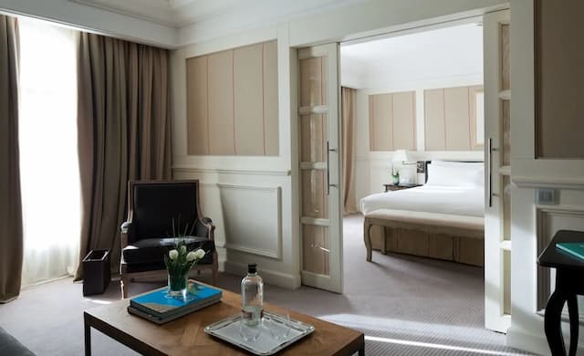 Majestic Hotel & Spa Barcelona-Junior Suite-3