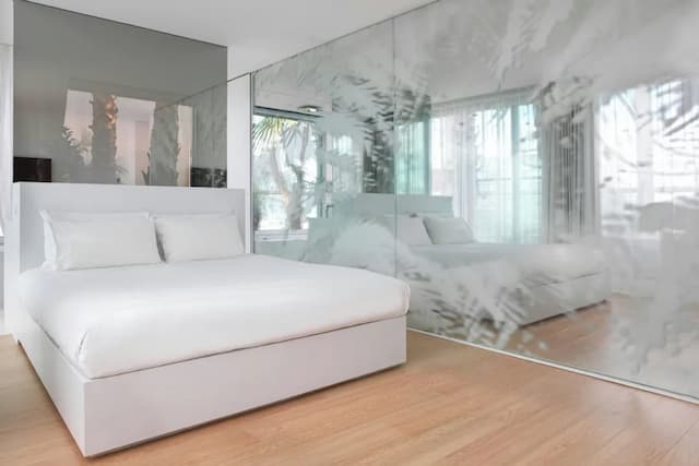 Renaissance Barcelona Fira Hotel-高级房, 1 张特大床 (City View)-13