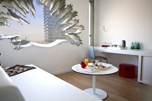 Renaissance Barcelona Fira Hotel-华丽客房, 1 张特大床 (City View)-2