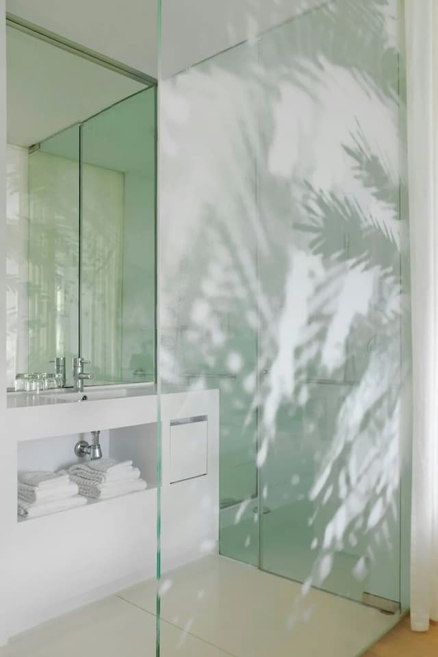 Renaissance Barcelona Fira Hotel-华丽客房, 1 张特大床 (City View)-7