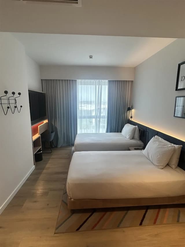 ハンプトン バイ ヒルトン バルセロナ フィラ グラン ヴィア-ツインルーム シングルベッド 2 台-7