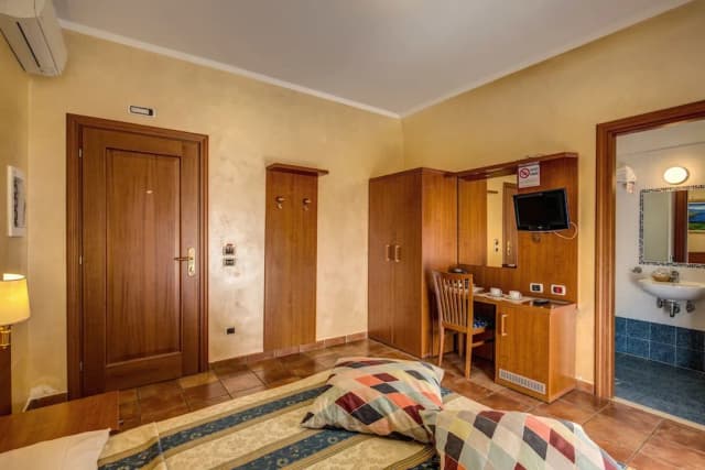 Hotel Maryelen-Double Room-8