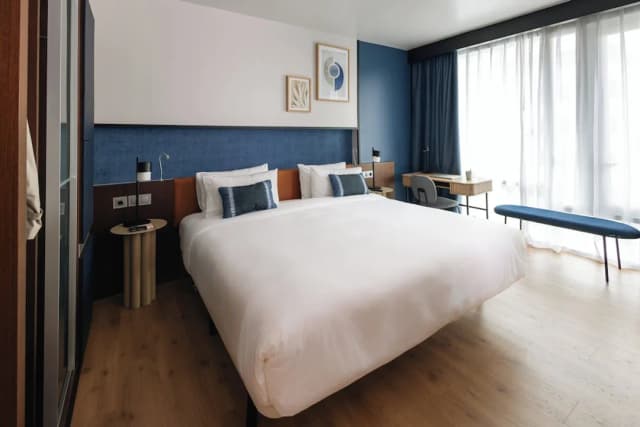 Crowne Plaza Madrid - Centre Retiro an IHG Hotel-普通套房, 1 張特大雙人床及 1 張梳化床-6