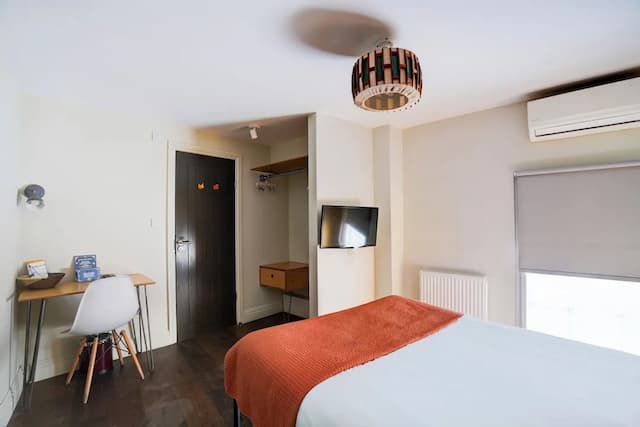 Peckham Room Hotel by Belvilla-标准房, 1 张双人床 (Shared Bathoom)-3