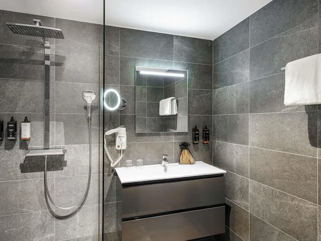 メルキュール ホテル アムステルダム スローテルダイク ステーション-Privilege ルーム ダブルベッド 1 台-3