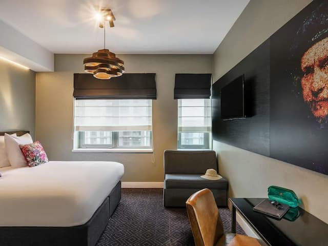 メルキュール ホテル アムステルダム スローテルダイク ステーション-ファミリー ルーム ダブルベッド 1 台ソファーベッド付き (Classic)-5