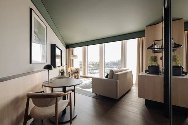 DoubleTree by Hilton Amsterdam Centraal Station-One Bedroom Superior Suite with City View-1