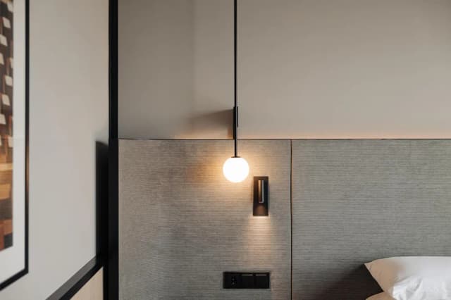 DoubleTree by Hilton Amsterdam Centraal Station-One Bedroom Superior Suite with City View-5