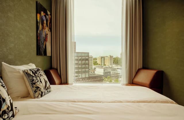 Van der Valk Hotel Amsterdam Zuidas-Comfort Room, 2 Twin Beds, Mobility Accessible-2