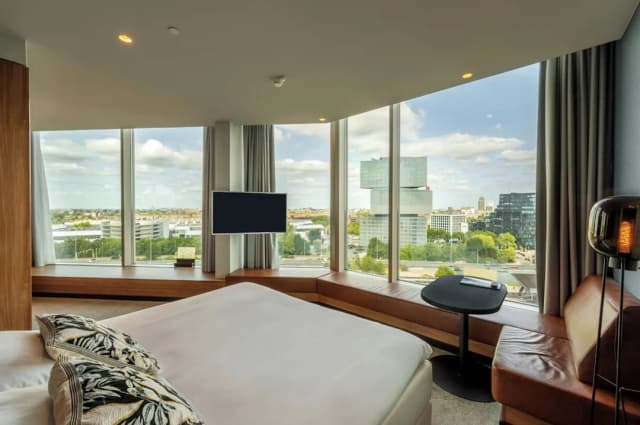 Van der Valk Hotel Amsterdam Zuidas-Superior Room, 1 King Bed-1