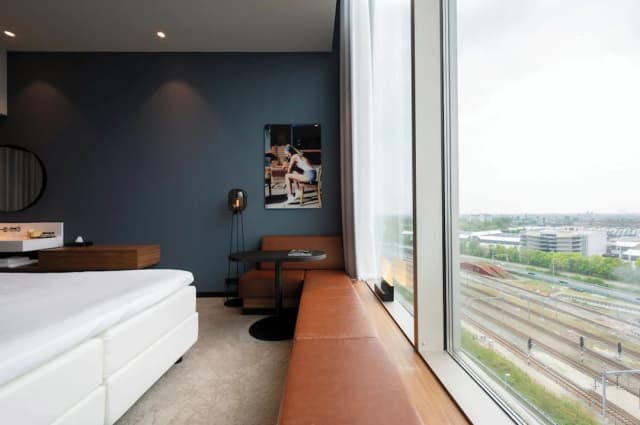 Van der Valk Hotel Amsterdam Zuidas-Comfort Sky Room, Top Floor-3
