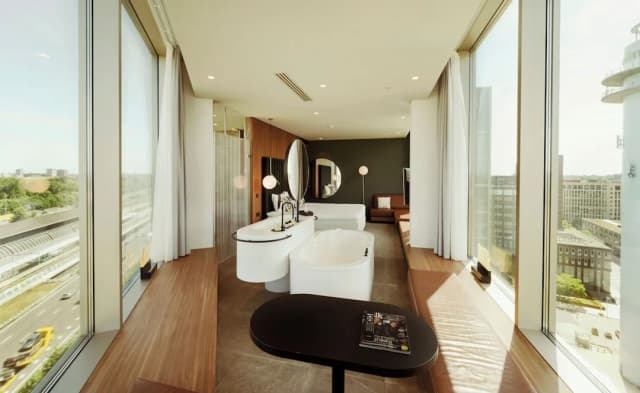 Van der Valk Hotel Amsterdam Zuidas-Suite, 1 King Bed, Hot Tub-12