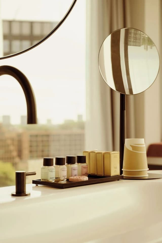 Van der Valk Hotel Amsterdam Zuidas-Suite, 1 King Bed, Hot Tub-39