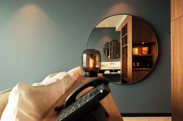 Van der Valk Hotel Amsterdam Zuidas-Comfort Room, 1 King Bed-8