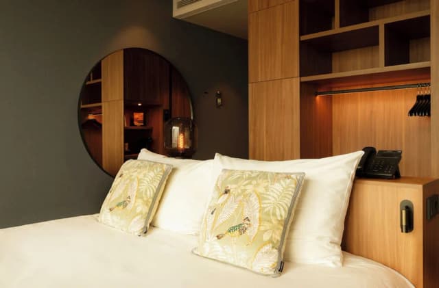 Van der Valk Hotel Amsterdam Zuidas-Comfort Room, 1 King Bed-4