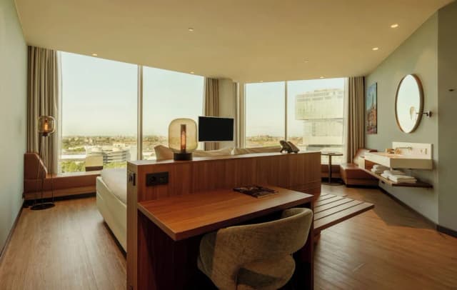 Van der Valk Hotel Amsterdam Zuidas-Superior Room, 1 King Bed-5