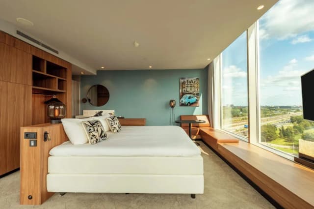Van der Valk Hotel Amsterdam Zuidas-Superior Room, 1 King Bed-1