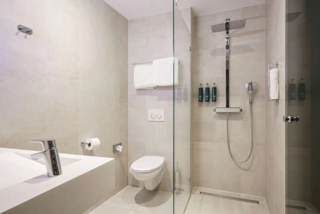 ダブルツリー バイ ヒルトン ホテル アムステルダム - NDSM ワーフ-ルーム クイーンベッド 1 台 禁煙-10