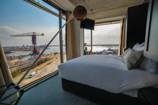 ダブルツリー バイ ヒルトン ホテル アムステルダム - NDSM ワーフ-スーペリア ルーム クイーンベッド 1 台 禁煙 (Water View)-15