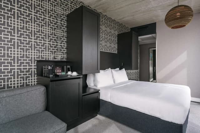 ダブルツリー バイ ヒルトン ホテル アムステルダム - NDSM ワーフ-スーペリア ルーム クイーンベッド 1 台 禁煙 (Water View)-13