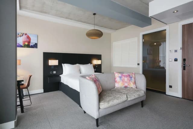 ダブルツリー バイ ヒルトン ホテル アムステルダム - NDSM ワーフ-デラックス ルーム クイーンベッド 1 台 禁煙-1