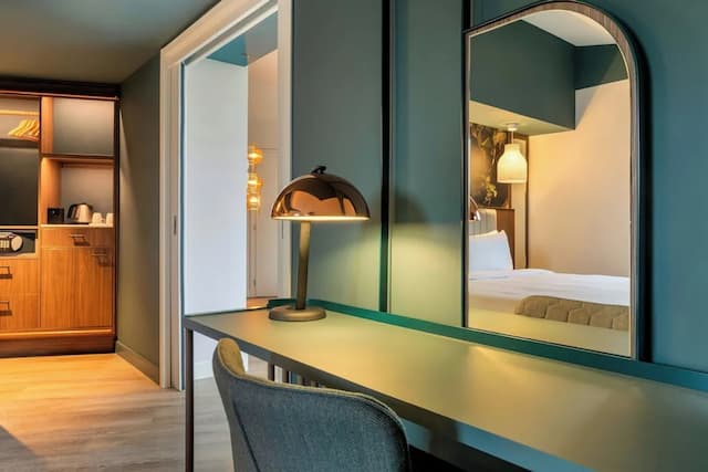 Renaissance Amsterdam Hotel-俱乐部开间, 1 张特大床和 1 张沙发床, 无烟房-12