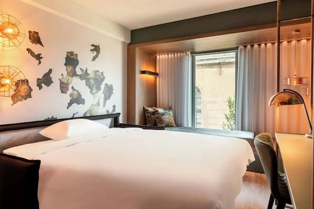 Renaissance Amsterdam Hotel-家庭房, 1 张特大床和 1 张沙发床-9