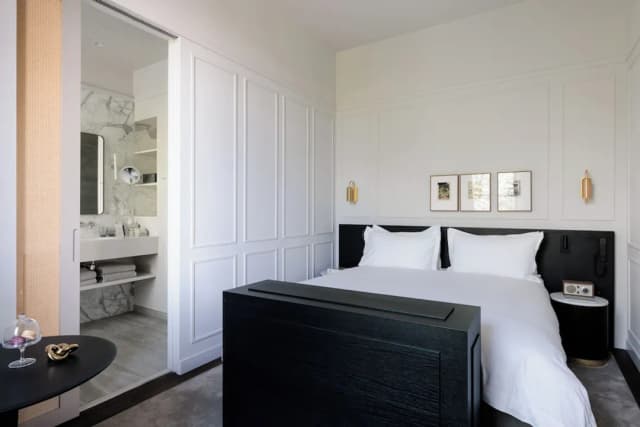 Pillows Grand Boutique Hotel Maurits at the Park - Small Luxury Hotels-Grand Suite, 1 King Bed, Bathtub-3