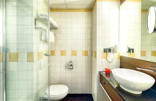 Leonardo Boutique Hotel Amsterdam Vondelpark-Comfort Room (1 Twin Bed)-4