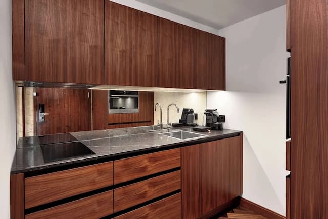 Hilton Vienna Park-Presidential Suite-6