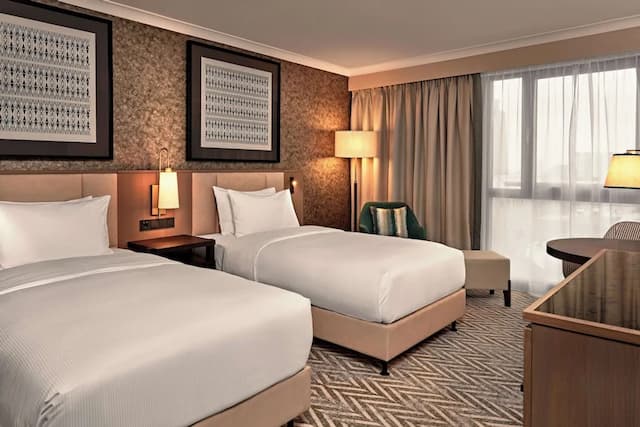 Hilton Vienna Park-Premium Room, 2 Twin Beds-2
