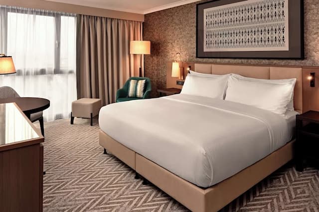 Hilton Vienna Park-Premium Room, 1 King Bed-1