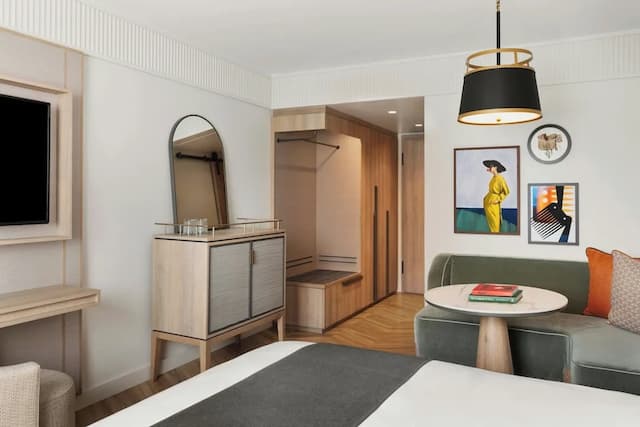 Imperial Riding School, Autograph Collection-Deluxe Room, 1 King Bed-1