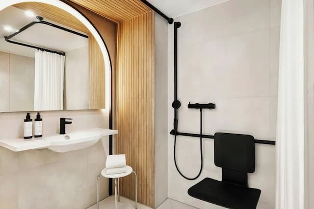 Imperial Riding School, Autograph Collection-Deluxe Room, 1 King Bed-6