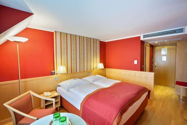 Austria Trend Hotel Ananas-Classic Double Room-1