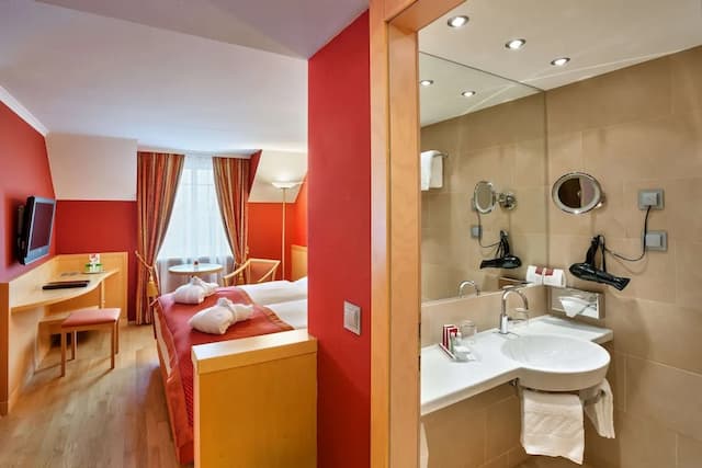 Austria Trend Hotel Ananas-Executive Double Room-8
