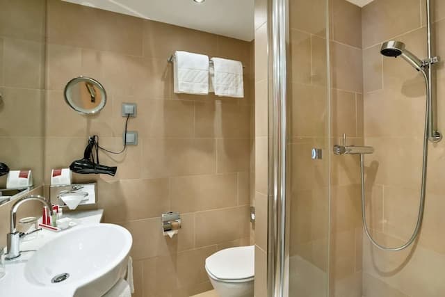 Austria Trend Hotel Ananas-Classic Twin with extra bed-6