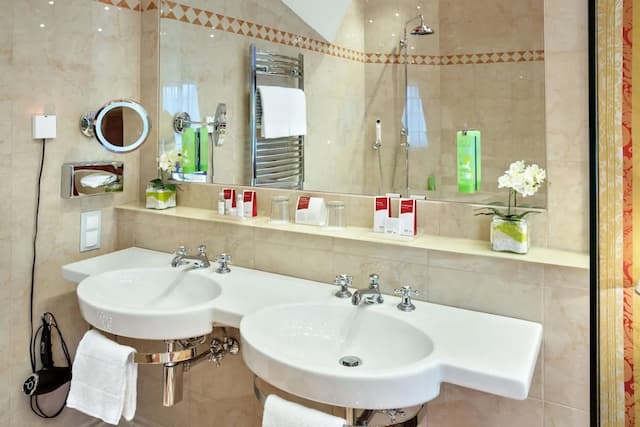 Austria Trend Hotel Ananas-Gioacchino Rossini Suite-11